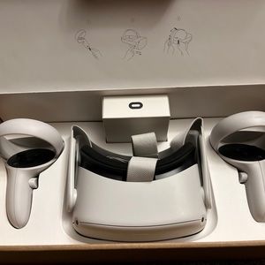 Im selling a Oculus Quest 2 256gb